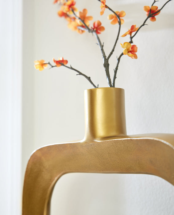 Lawtonville Vase - Abundant Home Collections