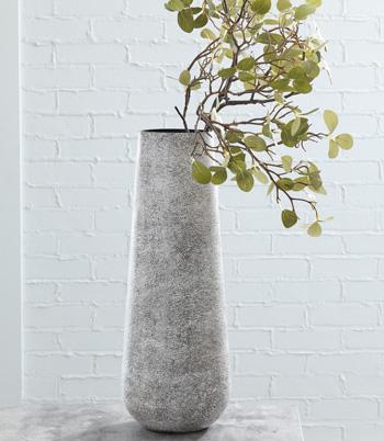 Fynn Vase - Abundant Home Collections