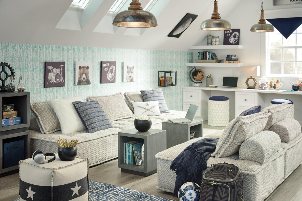 Bales Accent Chair - Abundant Home Collections