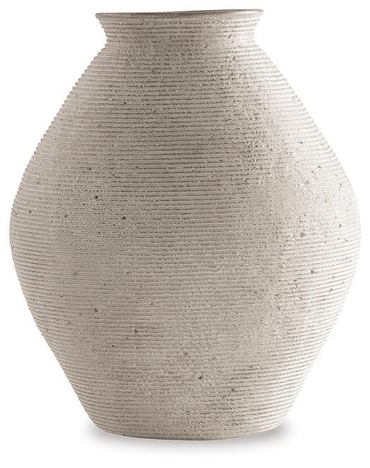 Hannela Vase - Abundant Home Collections