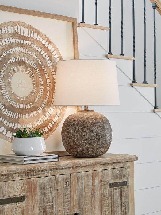Neavesboro Lamp Set - Abundant Home Collections