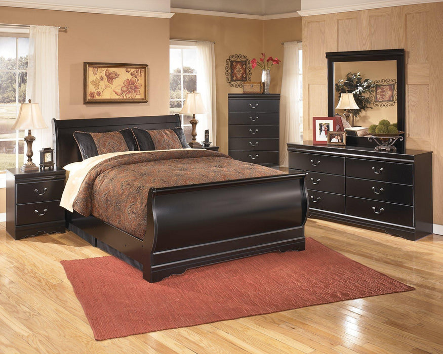 Huey Vineyard Dresser and Mirror - Abundant Home Collections