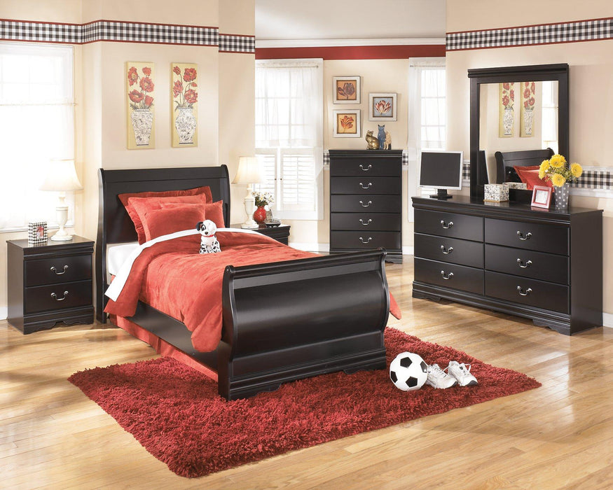 Huey Vineyard Dresser and Mirror - Abundant Home Collections