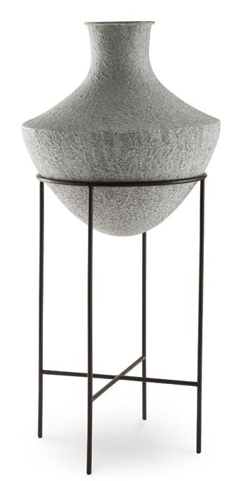 Estonbank Vase - Abundant Home Collections