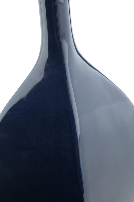 Abtinson Vase - Abundant Home Collections