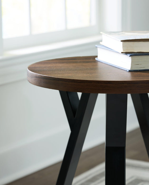 Elbrynn Table (Set of 3) - Abundant Home Collections