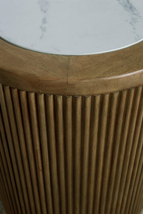Camdill End Table - Abundant Home Collections