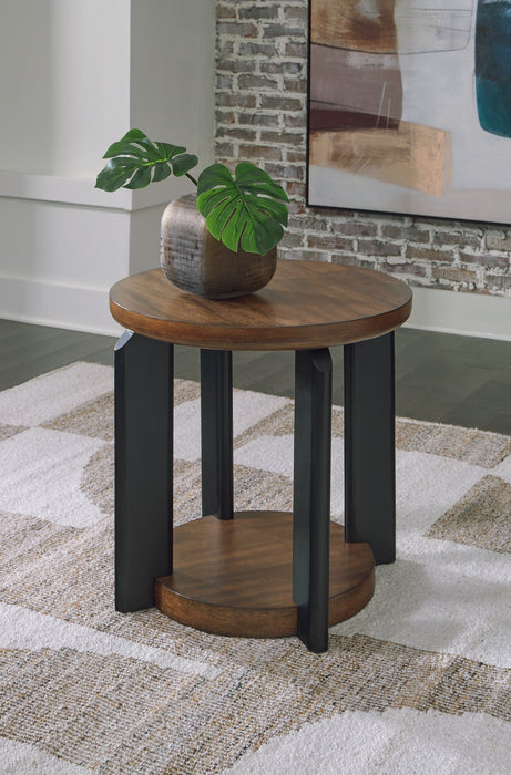 Kraeburn End Table - Abundant Home Collections