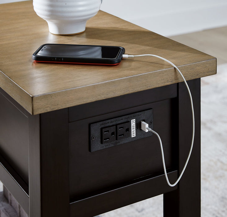 Drazmine Chairside End Table - Abundant Home Collections