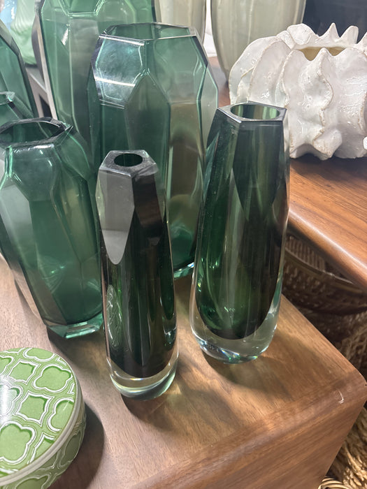 Dark green vase set of two