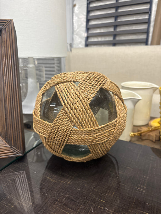 Woven glass ball