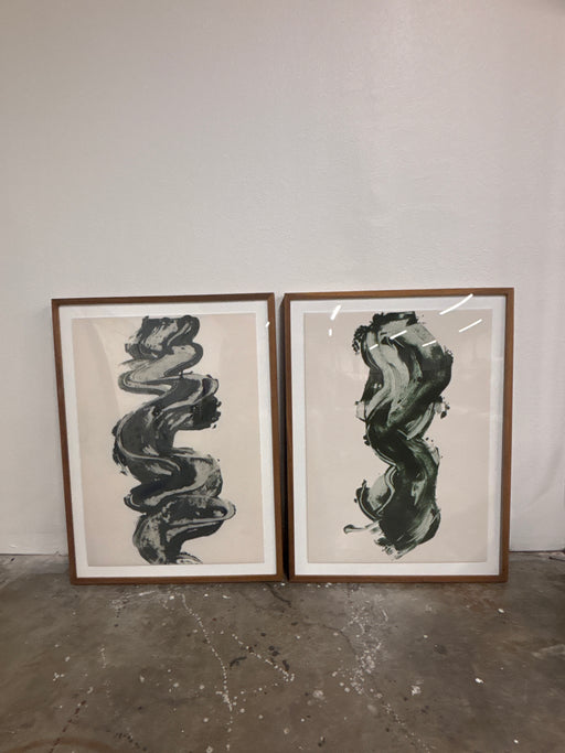 Flowing green painting