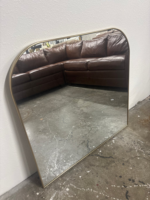 Curve square mirror