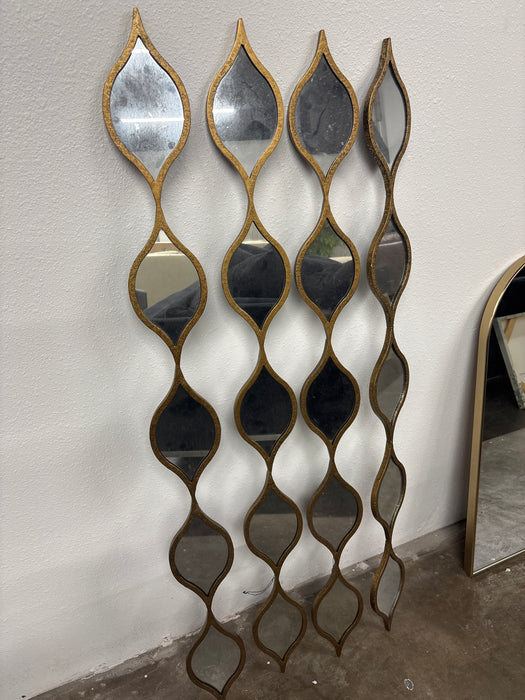 Wall Decor Mirror Set!