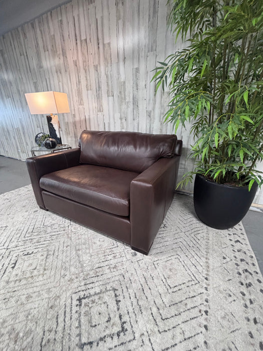 Crate & Barrel Axis Leather Chair and a Half – Excellent Condition!