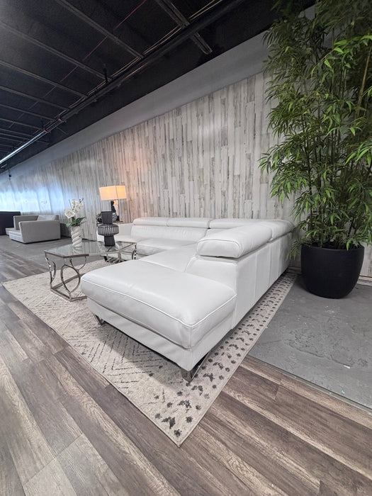 Nicoletti Italia White Leather Chaise Sectional Sofa – Modern Luxury