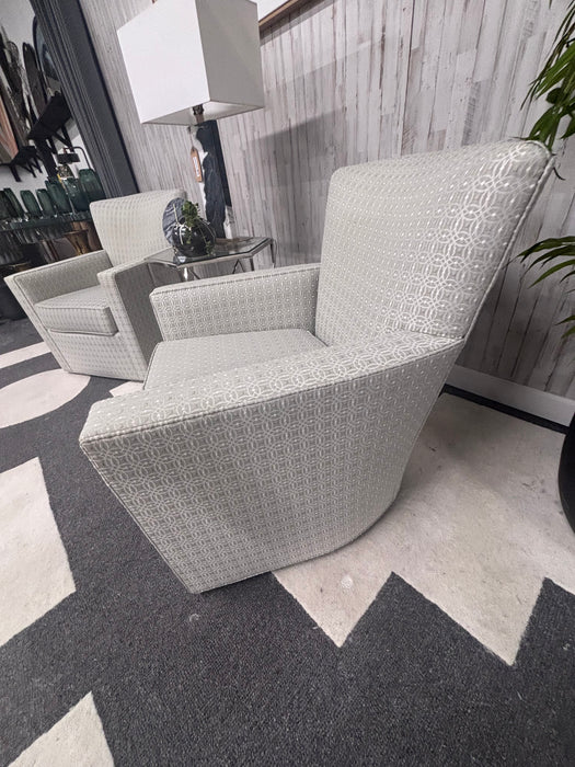 Stunning Pair of Ethan Allen Neutral Patterned Swivel Accent Chairs – Like New!