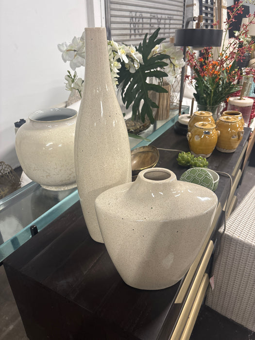 Beige Vase Set