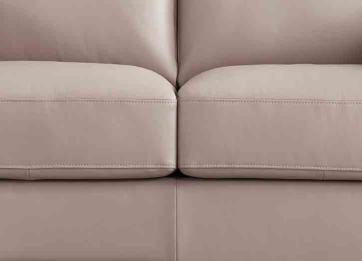 Ventura Top Grain Leather Chair