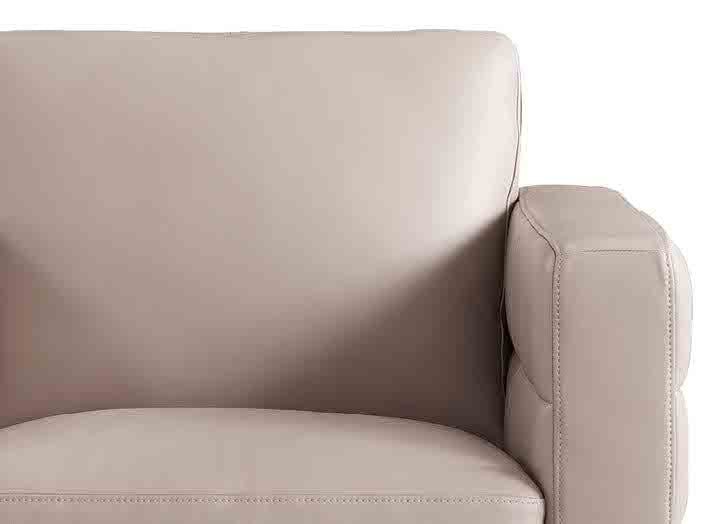 Ventura Top Grain Leather Chair