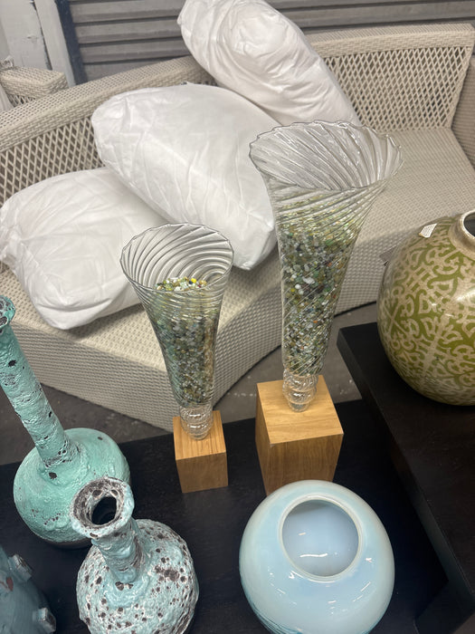 Wood and glass vase set