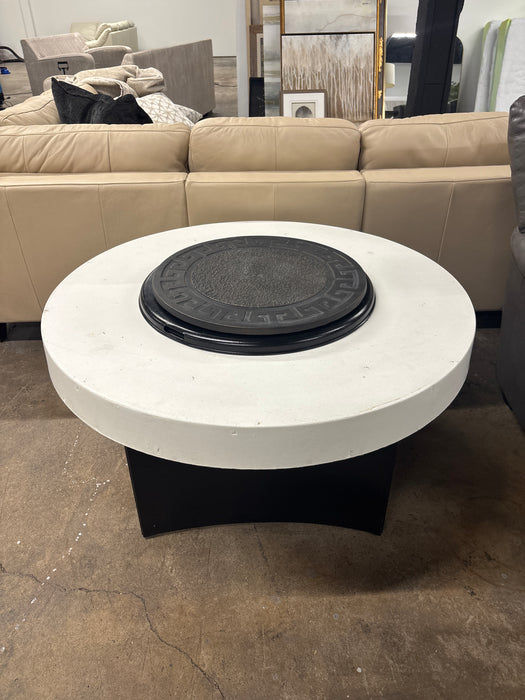 White/Black Fire Table