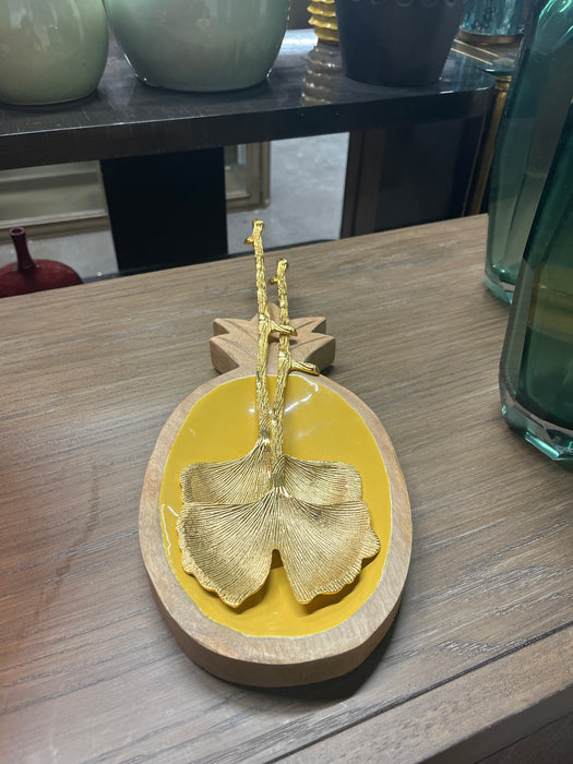 Pineapple decor item