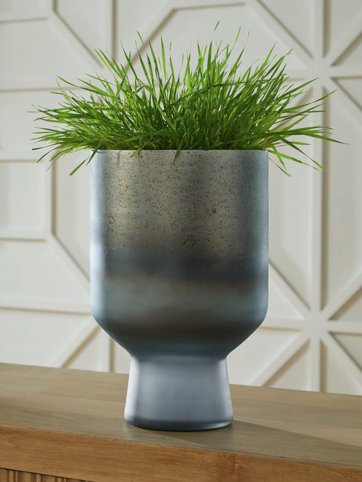 Pennmore Vase - Abundant Home Collections