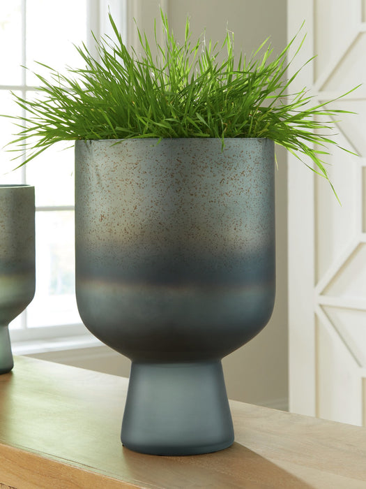 Pennmore Vase - Abundant Home Collections