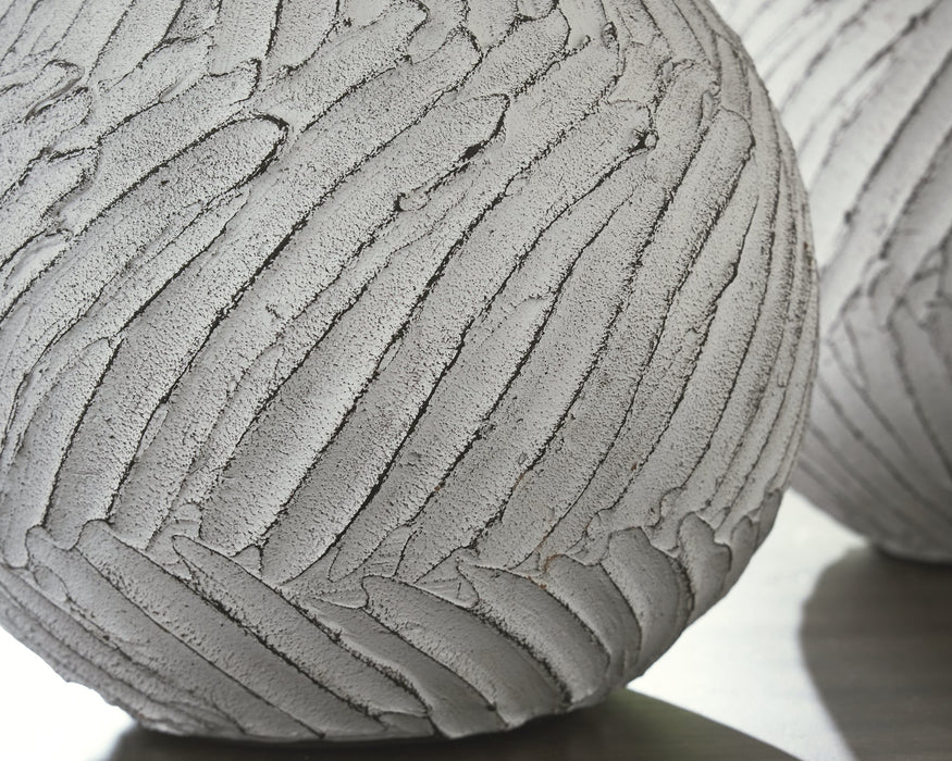 Shelvie Vase - Abundant Home Collections