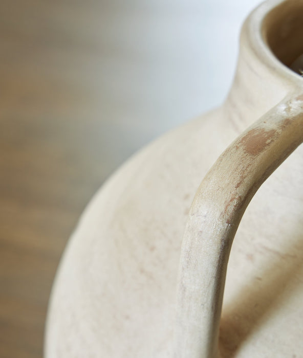 Justy Vase - Abundant Home Collections