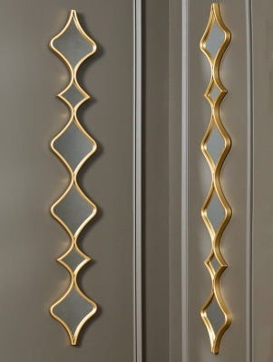Harriswood Accent Mirror Set (Set of 2) - Abundant Home Collections